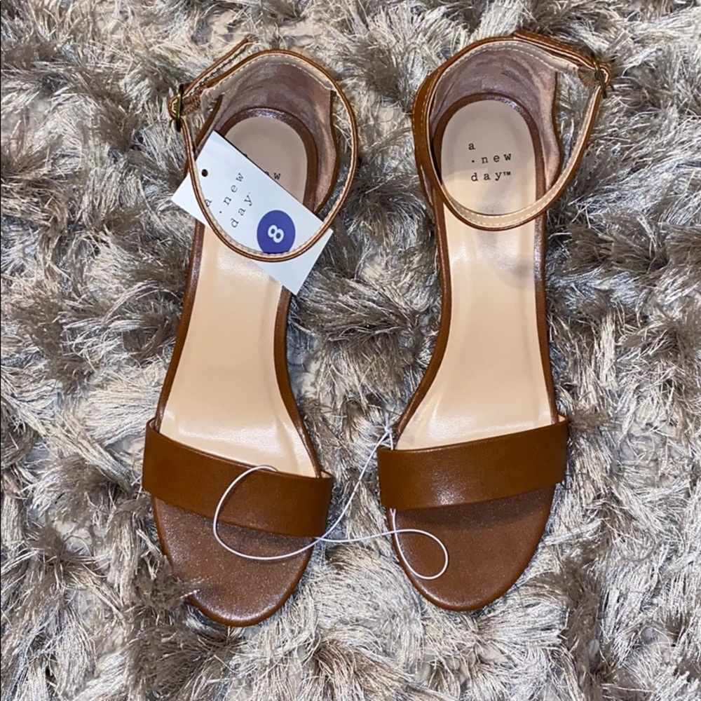 A new day women’s sandals cognac/wilda